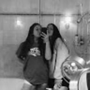 Meet your Posher, Ava